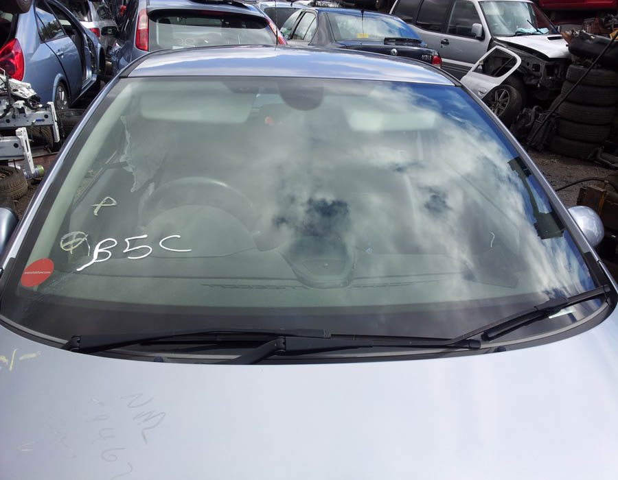 Vauxhall Corsa Design windscreen-seal